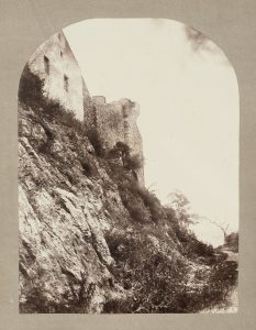 F.T., Chemin sous les ruines du château st Hippolyte à Crémieu, s.d. vers 1880-1890. Épreuve sur  papier albuminé, 40x30 cm. Coll. part.